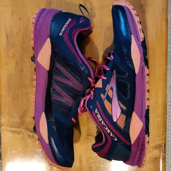 Brooks Cascadia 11 womens trail running shoes size 9 - Picture 4 of 14